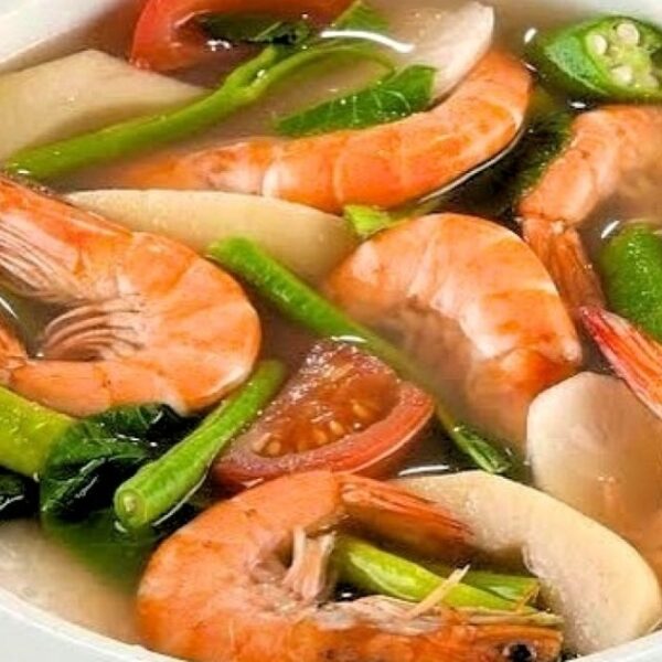 Shrimps Sinigang (tamarind soup)